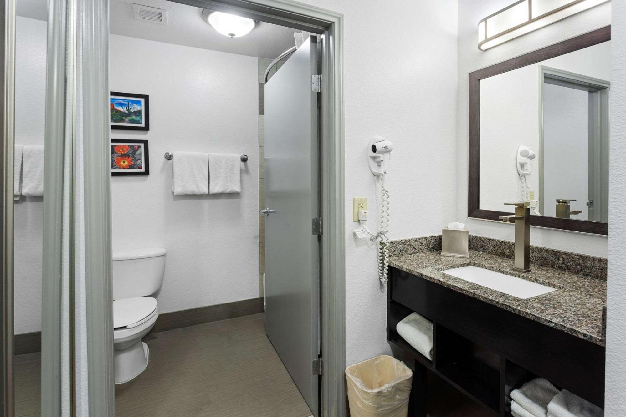 Comfort Inn Chandler - Phoenix South I-10 Экстерьер фото